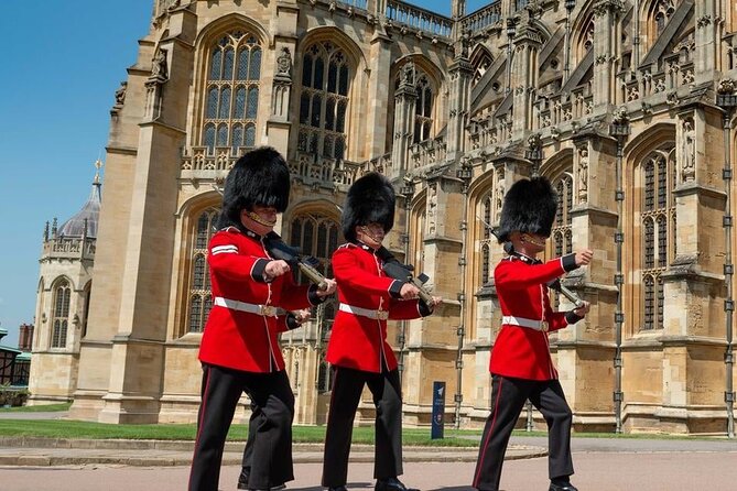 Private Expert-Led Ancient Oxfordshire and Windsor Castle Tour - Private Transportation