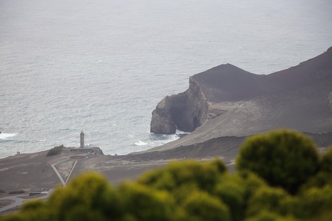 Private Faial Hike: 10 Volcanoes Trail  - Horta - Snacks and Refreshments