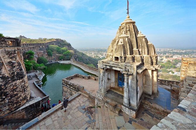 Private Full-Day Trip to Chittorgarh Fort From Udaipur With Optional Guide - Traveler Feedback and Ratings