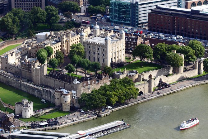 Private Guided Tour: Westminster Abbey and Tower Of London - Tradition Insights