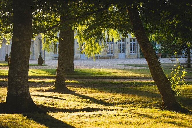 Private Guided Winery Tour With Wine Tasting in Lalande De Pomerol - Meeting Point Details