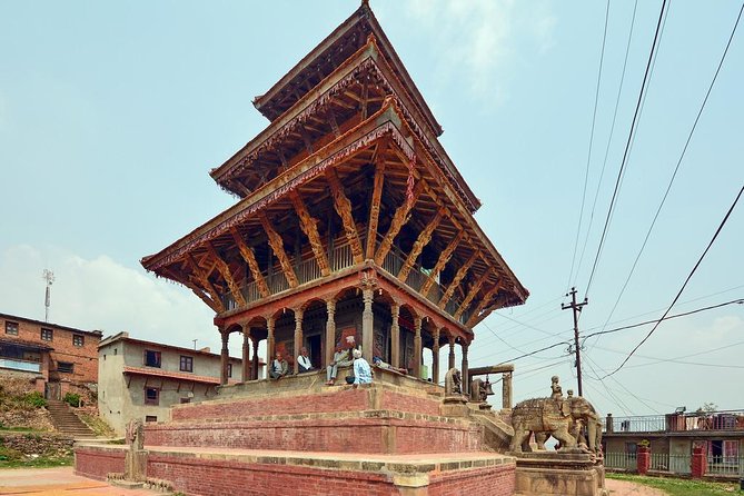 Private Half Day Medieval Kirtipur Town With Newari Food Tasting Trip - Temple and Pagoda Visits