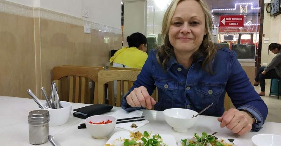 Private Hidden Hanoi Street Food Walking Tour With a Local - Tour Experience