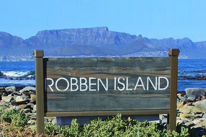 Private Historical Robben Island Pre Book and Table Mountain - Common questions