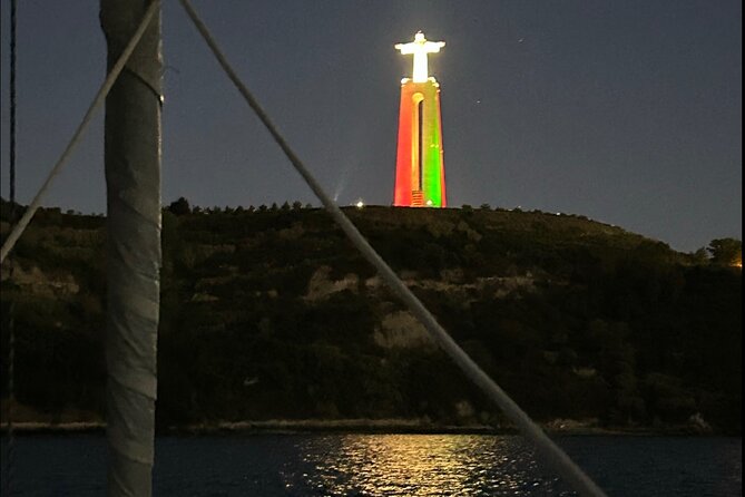 Private Lisboa by Night Sailing Tour - Private Sailing Yacht Details