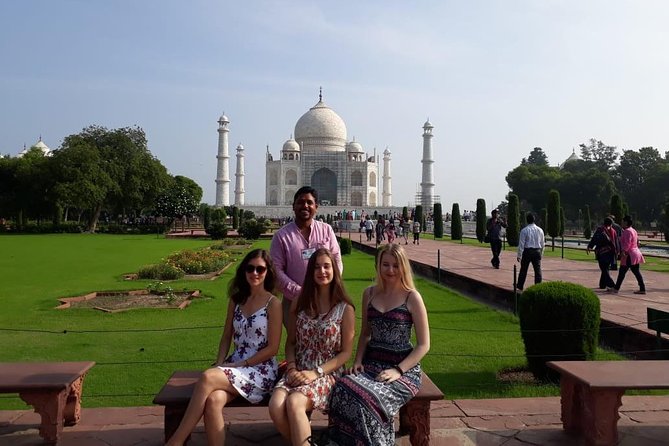 Private One Day Trip to Agra From Delhi by Superfast Train - Meeting and Pickup Details