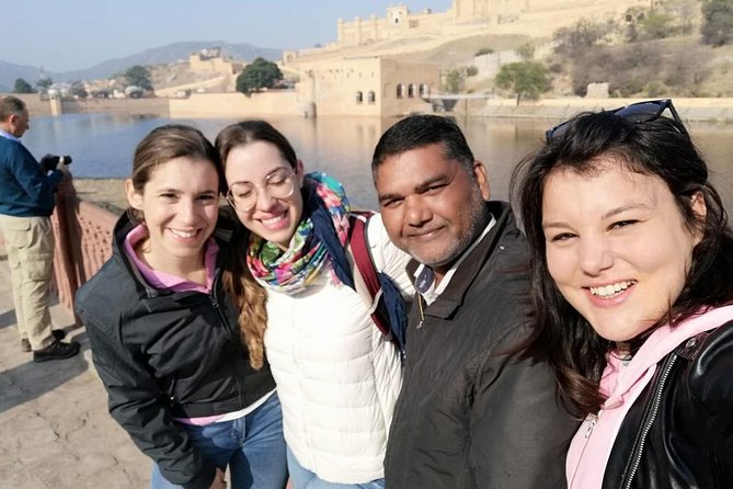 Private One Day Trip to Jaipur From Delhi by Car - Common questions