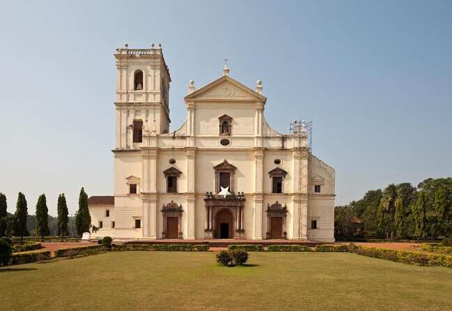Private Portuguese Heritage Tour: Se Cathedral, Basilica of Bom Jesus and Dona Paula Beach in Goa - Pricing and Options