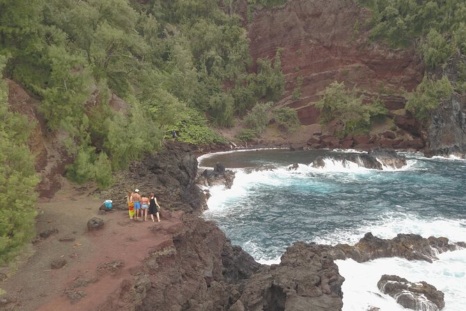 PRIVATE Road to Hana Tour - Capture Memories With Guides Assistance