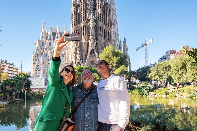 Private Sagrada Familia Guided Tour With Skip the Line Ticket - Cancellation Policy