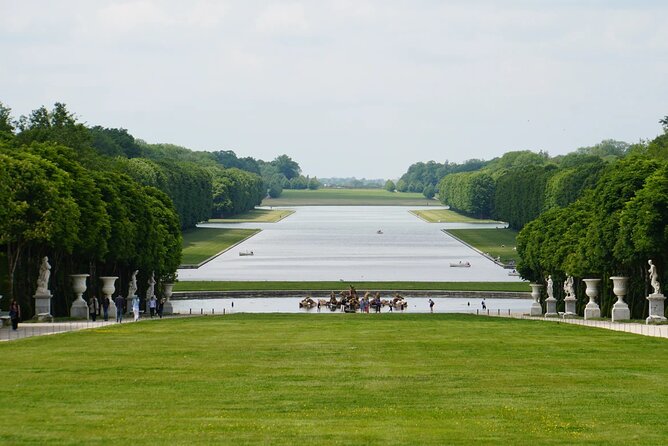 Private Tour in Versailles With Wine Tasting - Booking Process