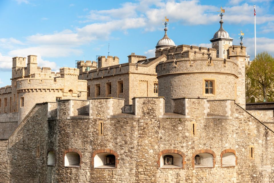 Private Tour of London With Rooftop Garden & Tower of London - Tour Description