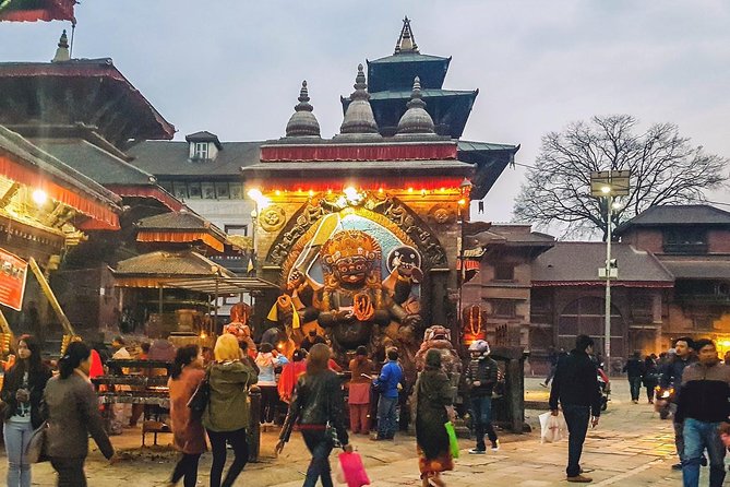 Private Tour of Swyambhunath and Kathmandu Durbar Square - Engaging Commentary