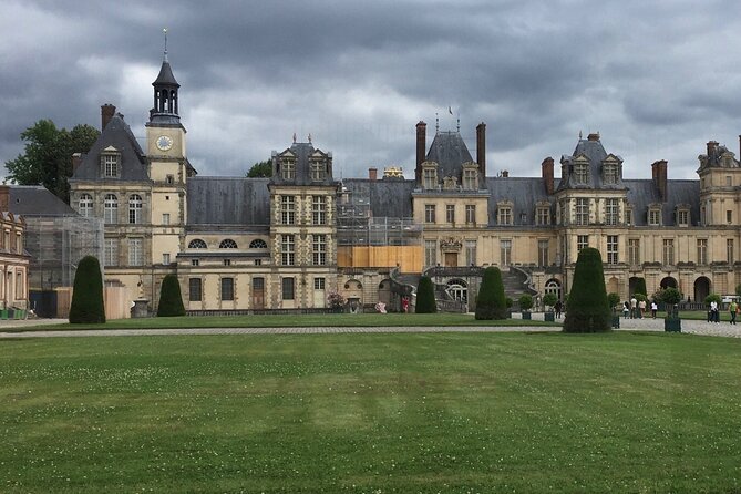 Private Tour of the Great Christmas of Vaux Le Vicomte and Fontainebleau - Copyright and Legal Information
