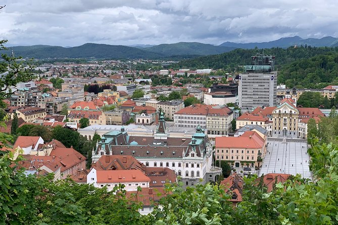 Private Tour to Ljubljana, Postojna Cave & Predjama Castle From Zagreb - Reviews and Ratings