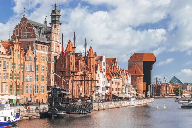 Private Tour With a Local Guide in Gdansk - Common questions