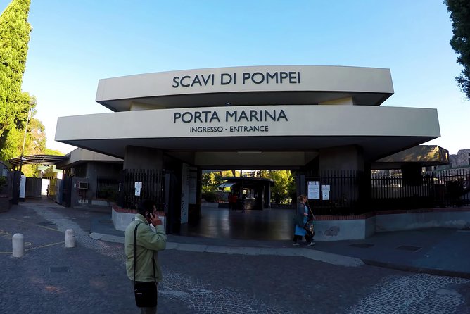 Private Transfer Naples to Sorrento With Option of a Stop in Pompeii - Meeting and Pickup Details