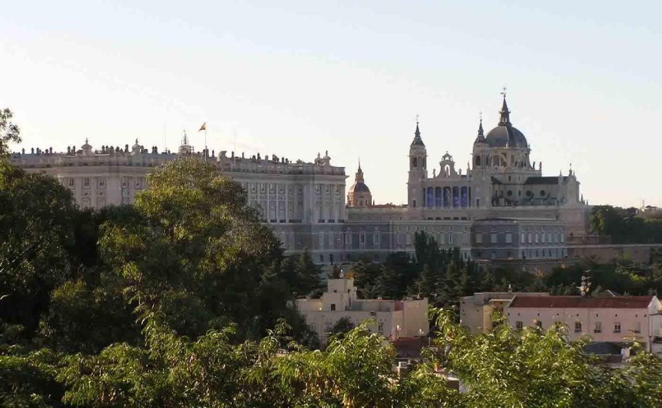 Private Visit to the Royal Palace and Walking Tour of Madrid - Highlights of the Tour