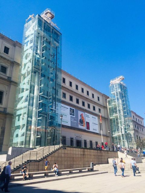 Reina Sofía Museum: Private Visit With Art Expert - Itinerary