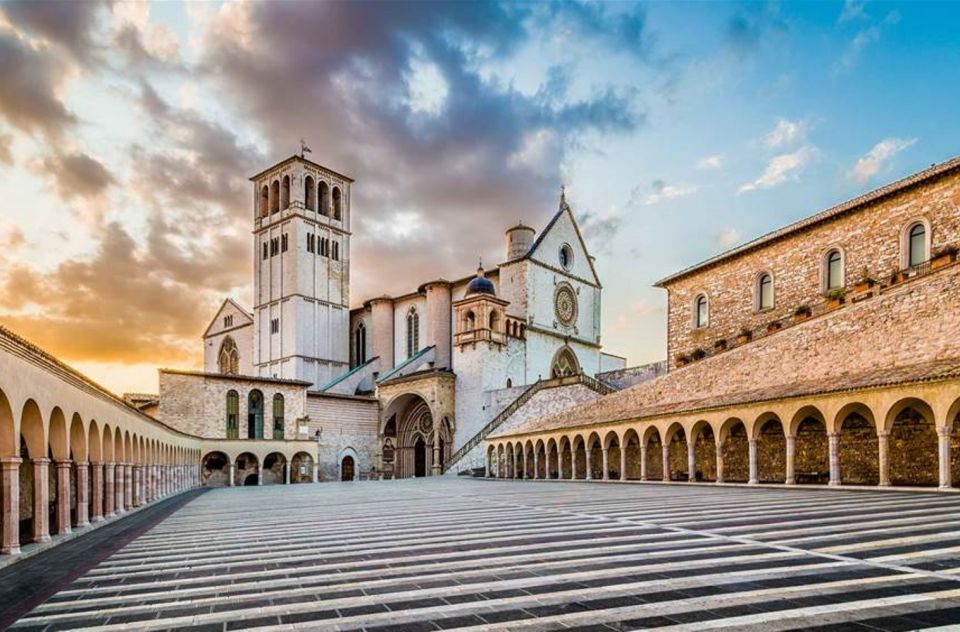 Rome: Assisi and Orvieto Day Tour - Reservation
