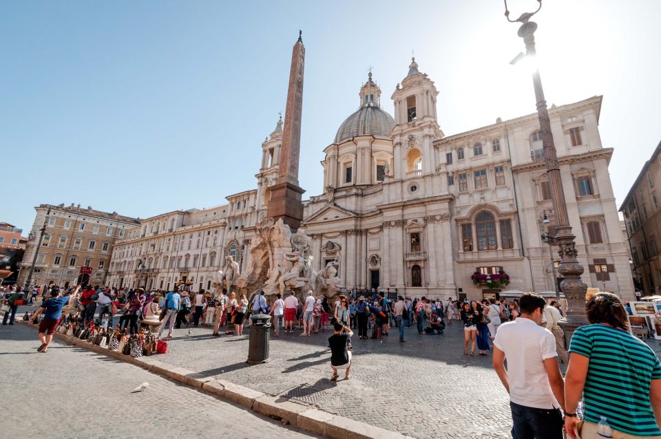 Rome: Colosseum Arena, Roman Forum and Navona Private Tour - Meeting Point