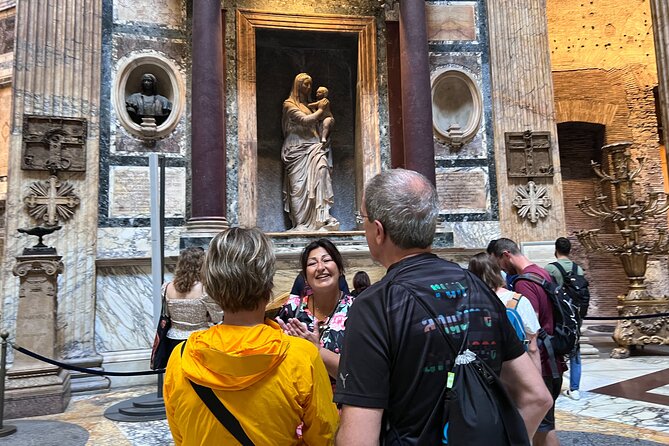 Rome Evening Walking Tour: Forum to Trevi Fountain and Pantheon - Guide and Group Size