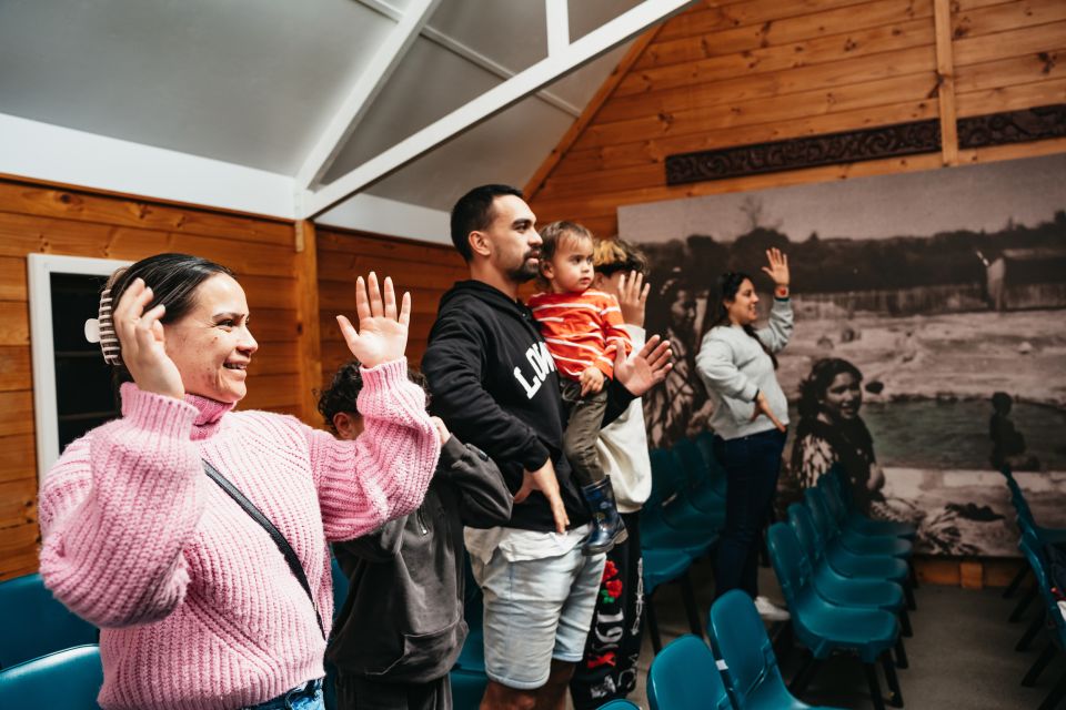 Rotorua: MāOri Cultural Performance With Dancing - Iconic Haka Performance