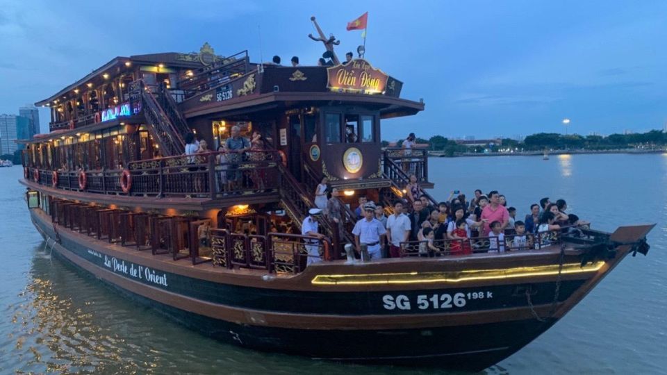 Saigon River Dinner on Cruise With Buffet and Live Music - Enjoy Live Music and Flamenco Dance