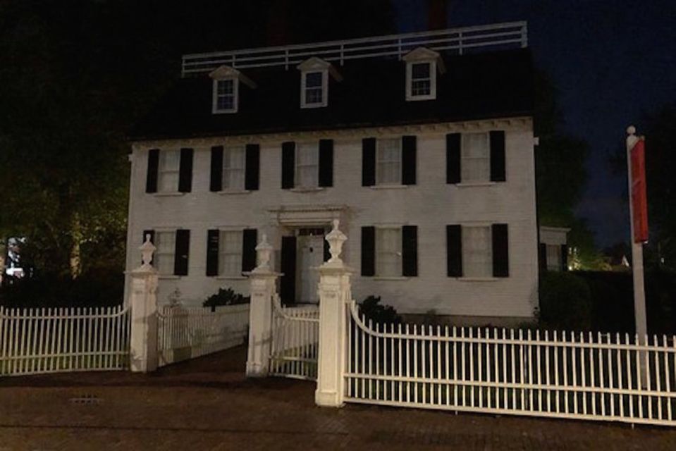 Salem: Hocus Pocus Movies and More Tour - Movie Filming Locations