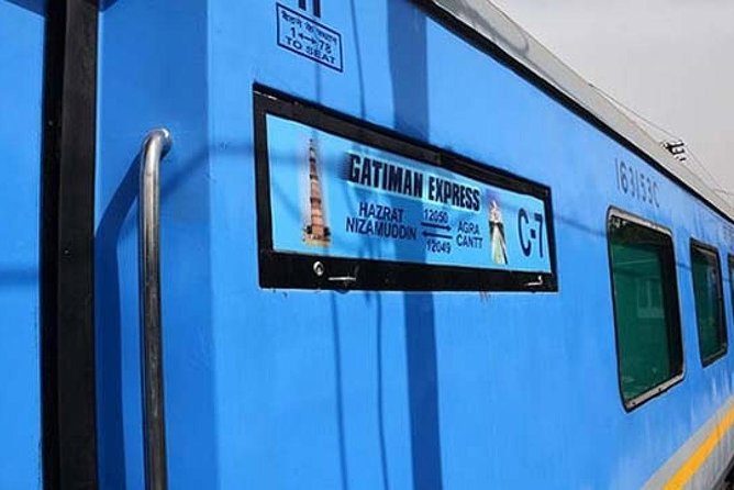 Same Day Taj Mahal Tour by Gatimaan Express Train - Traveler Information