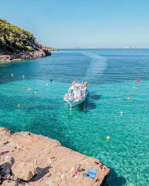 Sant Antoni: Round-Trip Ferry Transfer to Cala Salada Beach - Itinerary Details