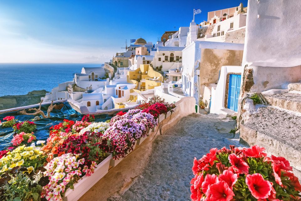 Santorini Magic: Your Unforgettable Cruise Shore Adventure - Starting Location and Itinerary