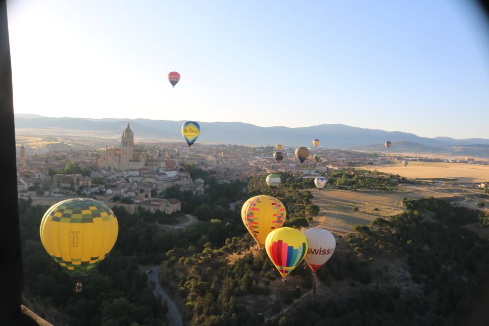 Segovia: Hot Air Balloon Flight With Picnic and Cava - Highlights of the Hot Air Balloon Ride