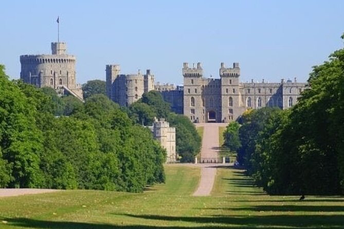 Self-Guided Windsor Castle & Hampton Court Palace Tour With Transfers - Meeting Point Details