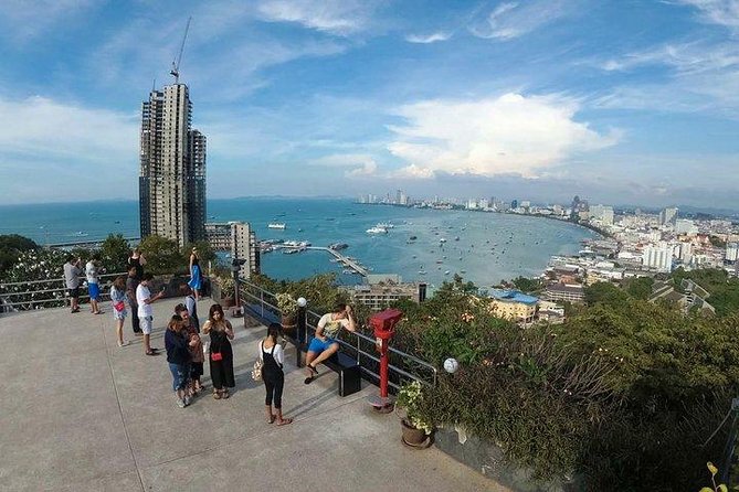 Selfie City & Temple Tours of Pattaya by Songthaew (Local Taxi of Pattaya) - Inclusions and Exclusions