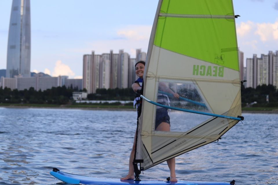 Seoul : E-foiling & Windsurfing Experiences - Full Description