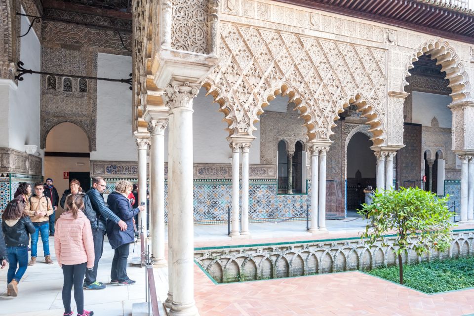 Seville: Cathedral, Giralda & Alcazar Entry With Guided Tour - Inclusions and Exclusions