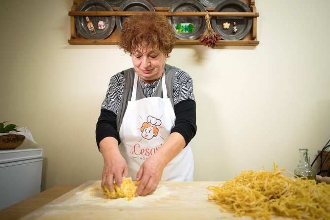 Share Your Pasta Love: Small Group Pasta and Tiramisu Class in Assisi - Class Inclusions