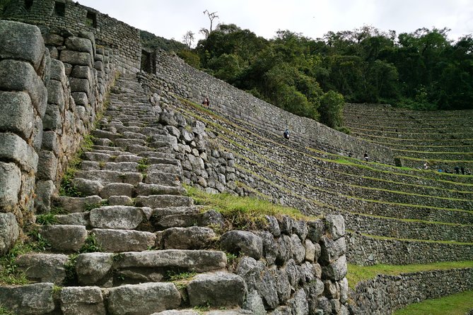 Short Inca Trail to Machu Picchu 2 Days - Accommodations and Amenities