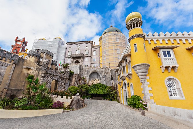 Sintra & Coastal Havens Day Tour Exclusive Experience W/Tickets - Meeting and Pickup Details