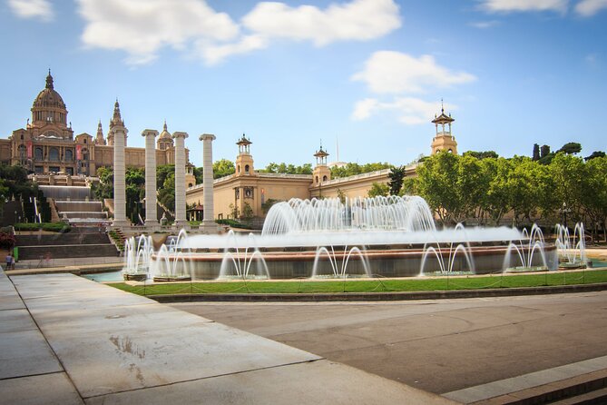 Skip-the-line Poble Espanyol Barcelona Spanish Village Tour - Private Tour Options and Exclusivity