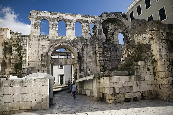 Split Old City Diocletian Palace Group Walking Tour - Important Reminders