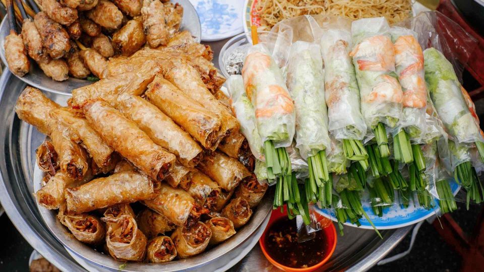 Street Food by Walking Tour for 3 Hours in Hanoi - Experience Highlights