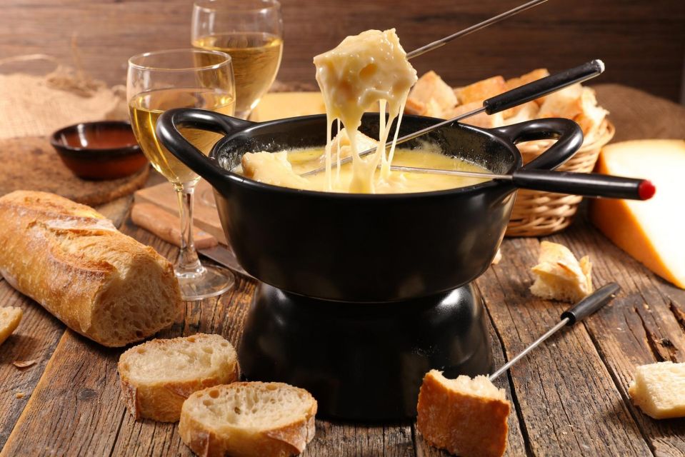 Swiss Alps: Traditional Swiss Fondue Cooking Class - Booking Information