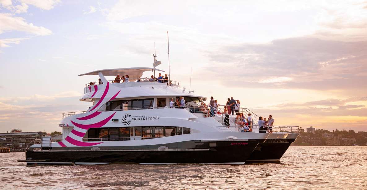 Sydney: 3-Course Dinner Harbor Cruise - Dining Experience