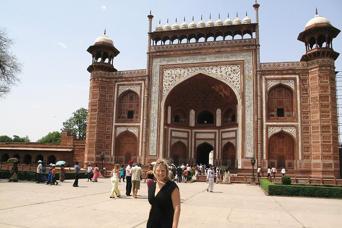 Taj Mahal Private Day Trip Including Same Day Flights From Mumbai - Customer Reviews and Ratings