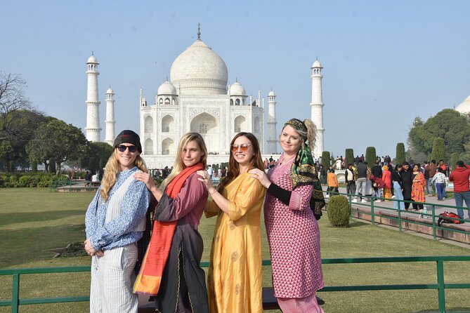 Taj Mahal Sunrise All Inclusive Tour With Transfers - Meeting and Pickup Information