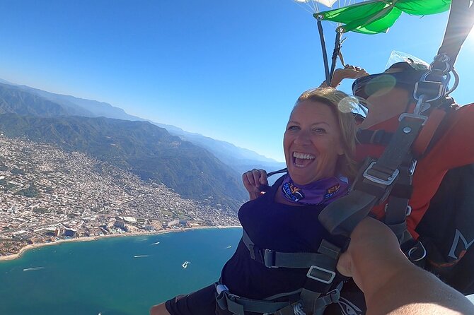 Tandem Skydive in Puerto Vallarta With Beach Landing - Reviews and Ratings Overview