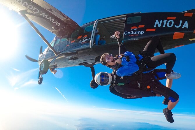 Tandem Skydiving With Gojump in Hawaii - Traveler Experience and Reviews