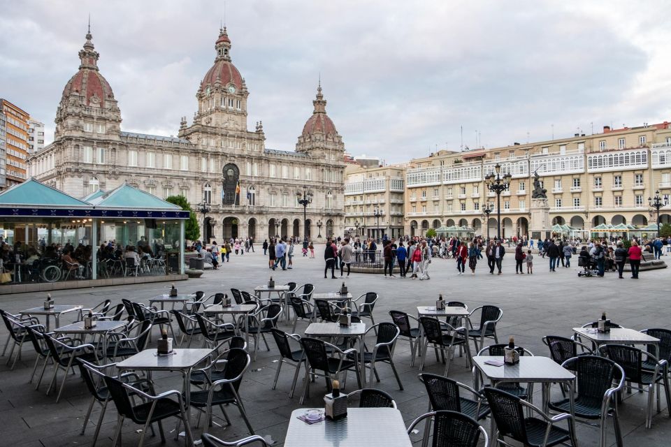 The Old Town Walking Tour La Coruña - Picassos Legacy